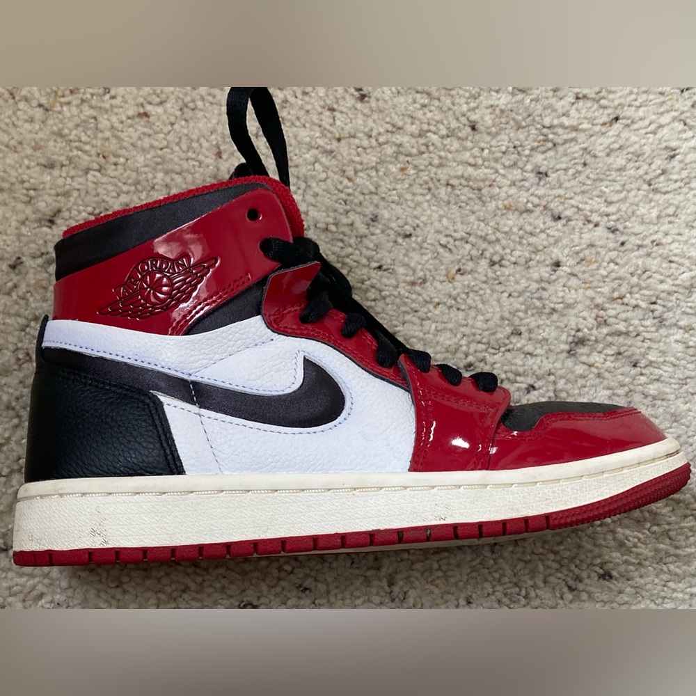 Kids Nike Air Jordan’s Size 6 Good used condition